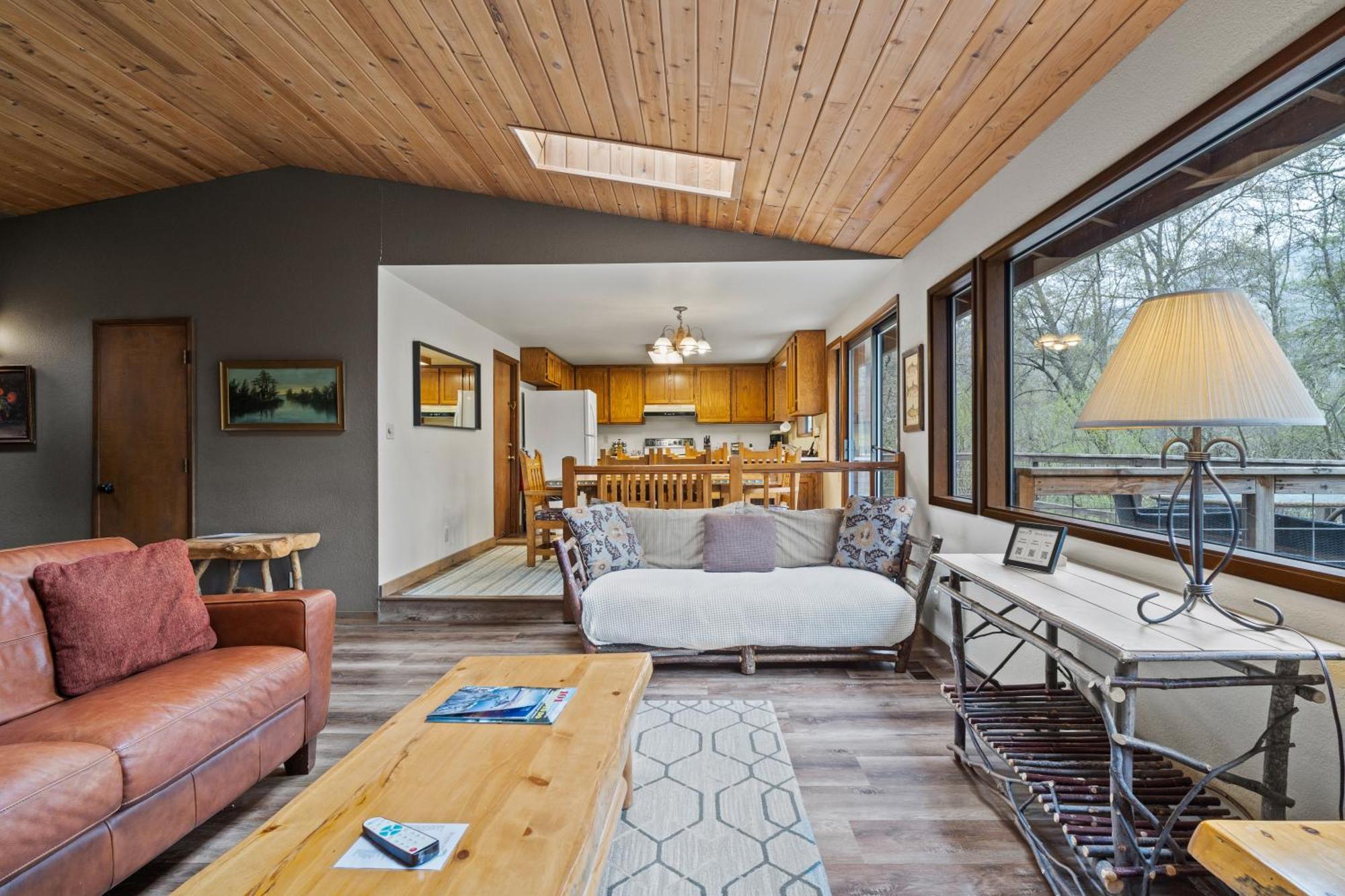 Weasku Inn Grants Pass Exteriér fotografie