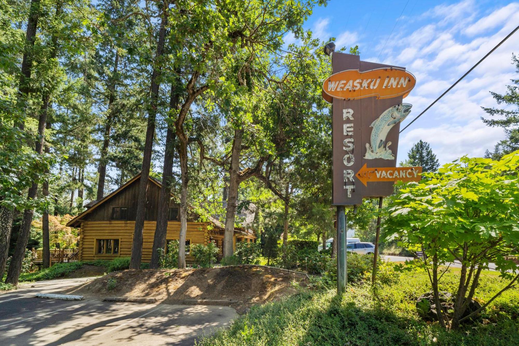 Weasku Inn Grants Pass Exteriér fotografie