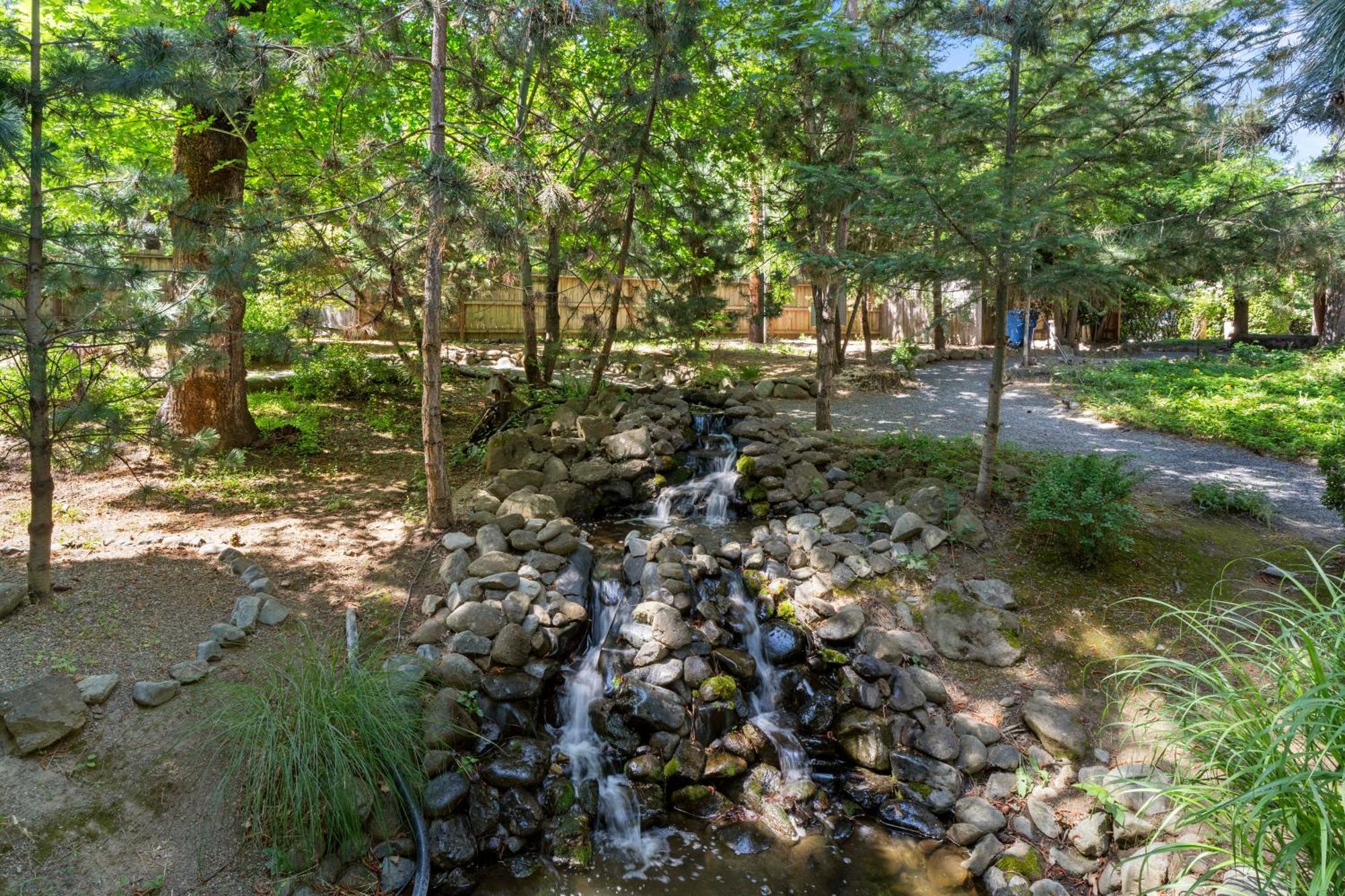Weasku Inn Grants Pass Exteriér fotografie